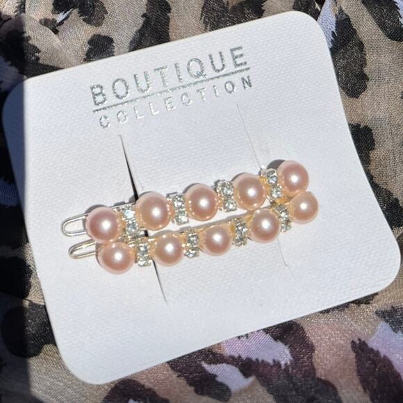 Faux Pearl Retro Deadstock New on Card Rhinestone Accent Hair barrettes NEW - Picture 3 of 12